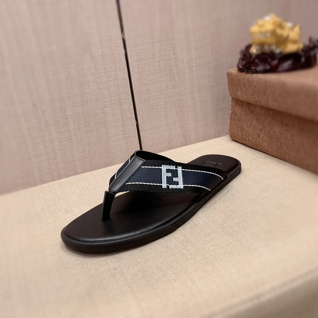 Slippers: New model: Factory price: 220💰💰🎩🎩🔥🔥《 Fendi FENDI* 》Series of slippers top purchasing agent 🔍🔍Men's 2022 counters are on sale simultaneously, original imported cowhide from Italy, exquisite workmanship,), sole: (super comfortable) original sole provided by the original factory, ⚠️ The exclusive double-layer movable molded bottom is super comfortable⚠️, the real thing is more beautiful🎬The real thing is more beautiful🔍🔍original order quality, you can enter and leave the counter at will, the correct size is 38-44, you can order 45. Long-term availability 266